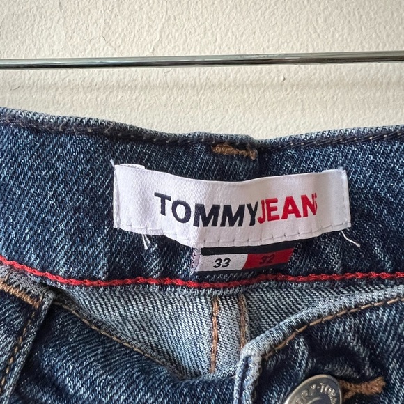 NWT Tommy Hilfiger | Men's Straight Jeans - Dark Blue | Size 33 - Picture 4 of 7